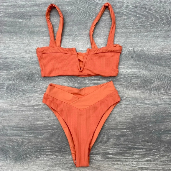 L*Space Pointelle Rib Lee Lee Top & Pointelle Rib Court Bottoms in sunset - Picture 2 of 16